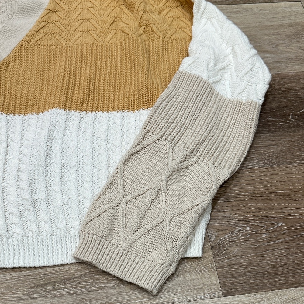 Mi Ami Colorblock Cardigan Sweater - Picture 4 of 11